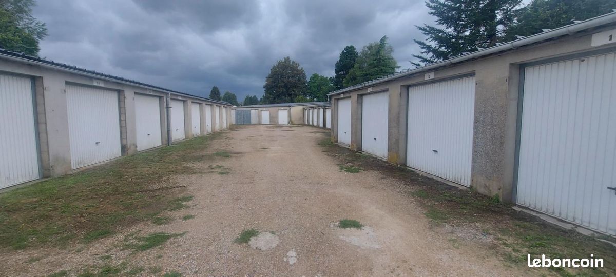 Garage/box Saacy Sur Marne · à Saâcy-sur-Marne · 65 €/mois