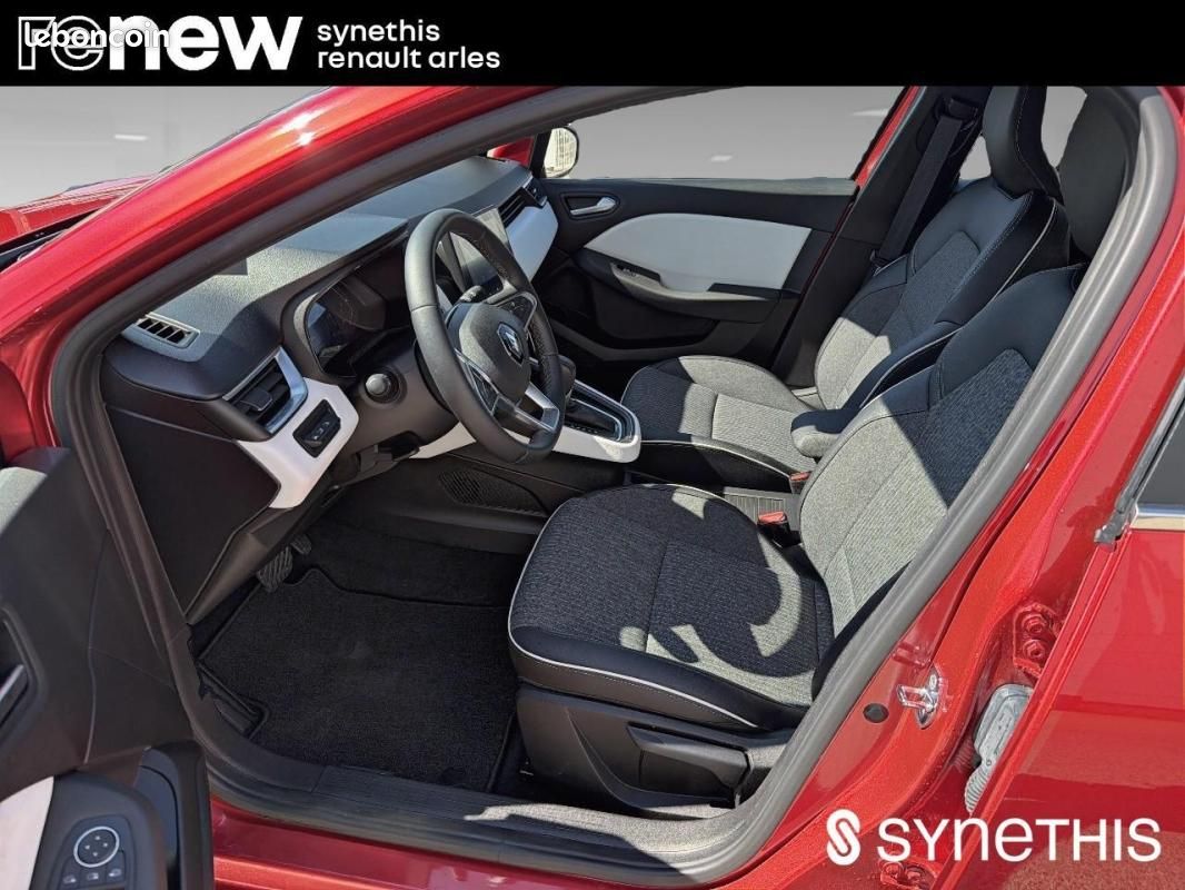 Renault Clio V E-Tech 140 - 21N Intens (image 8)