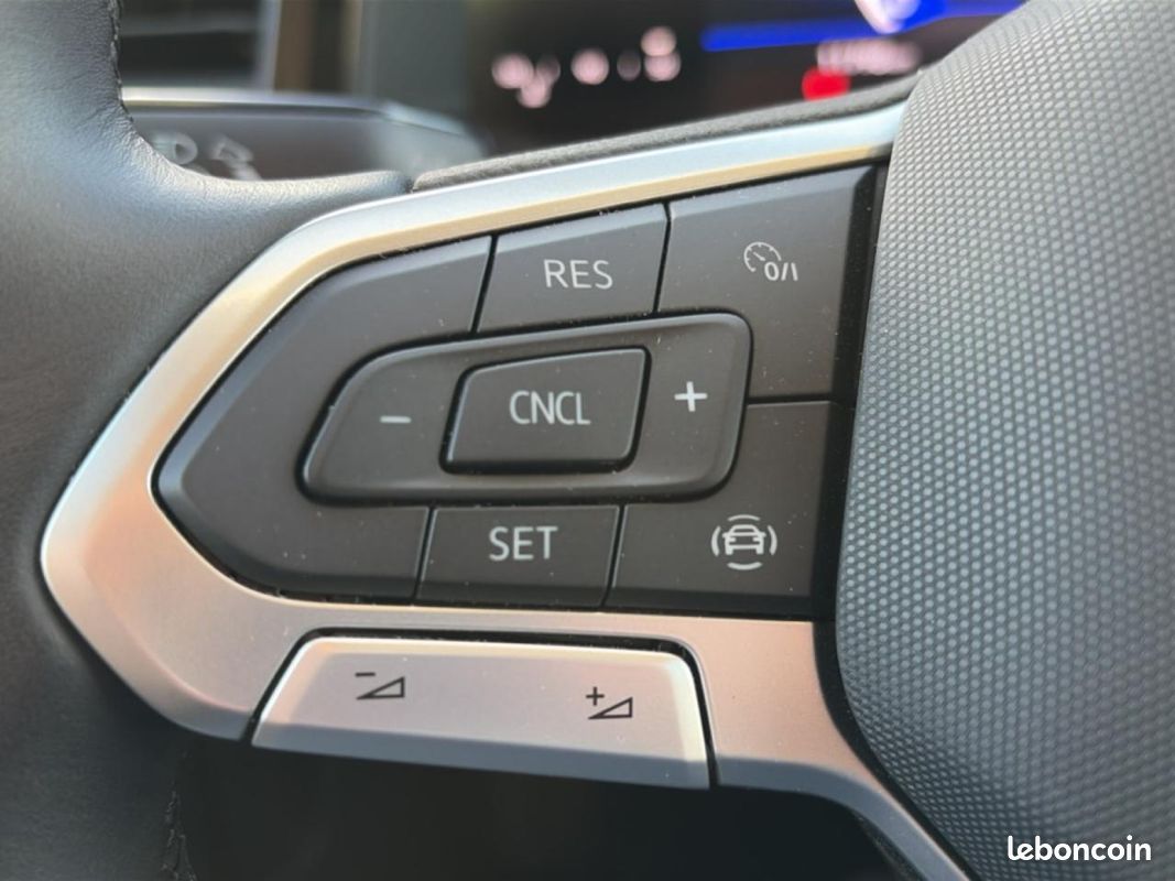 VOLKSWAGEN POLO 1.0 tsi 95 vw edition (image 20)