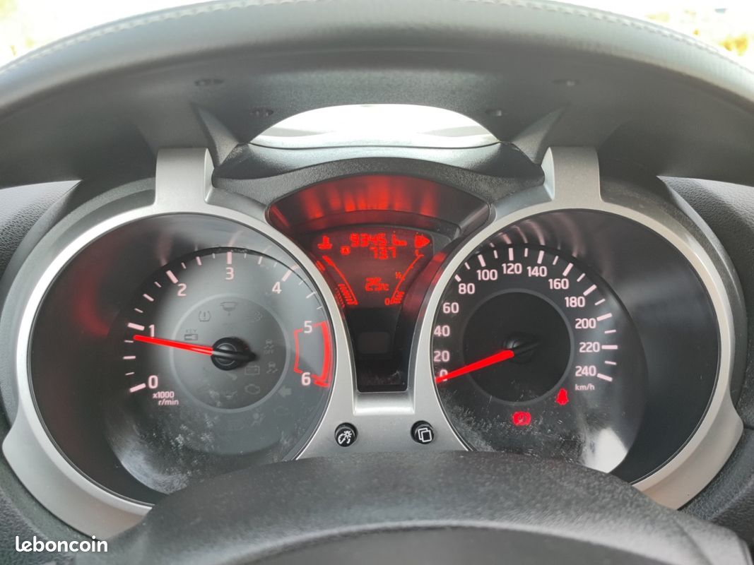 NISSAN JUKE 1.5 dCi 110 FAP Start/Stop System Acenta (image 19)