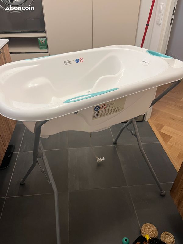 Baignoire pour bébé + socle (image 2)