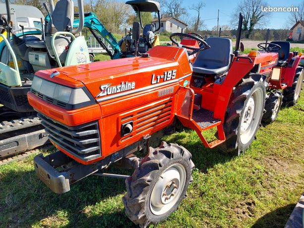 Micro tracteur avec chargeur d'occasion - Matériel agricole - leboncoin