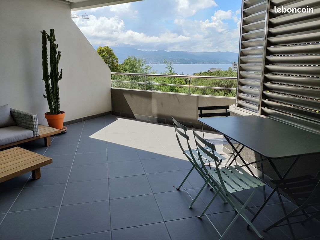 Appartement 2 pièces 51 m² · à Ajaccio · 51 m² · 900 €/mois