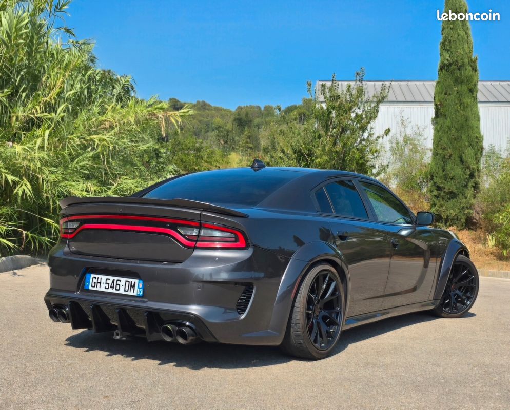 Dodge Charger SRT Hellcat 6.2 V8 707 ch – CG française – Homologuée – Malus payé (image 2)