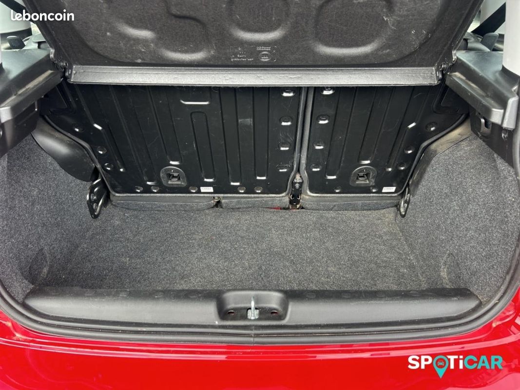 Fiat Panda 1.0 70ch BSG S&S (RED) (image 6)