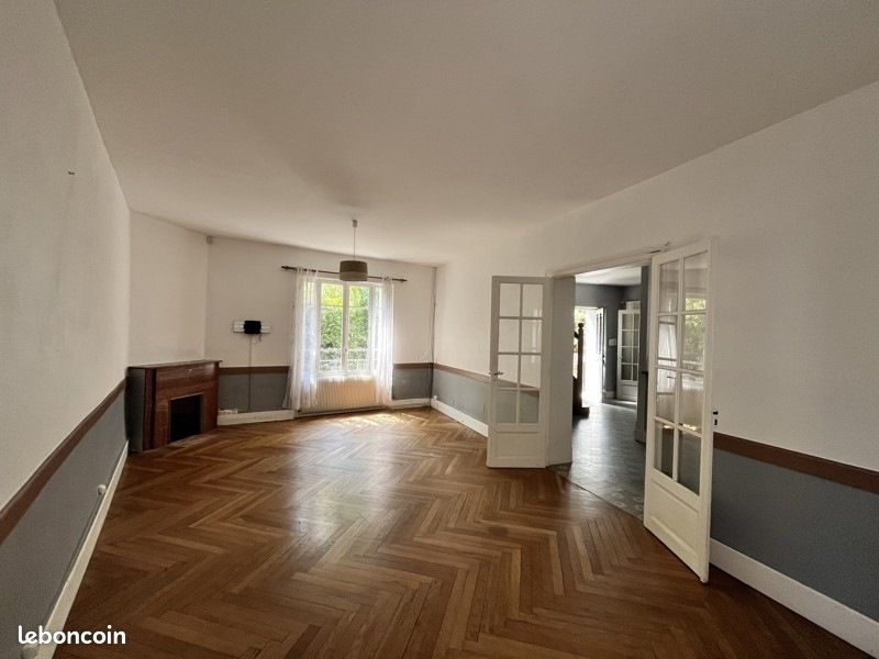 Maison 5 pièces 127 m² · à Auvillar · 127 m² · 895 €/mois