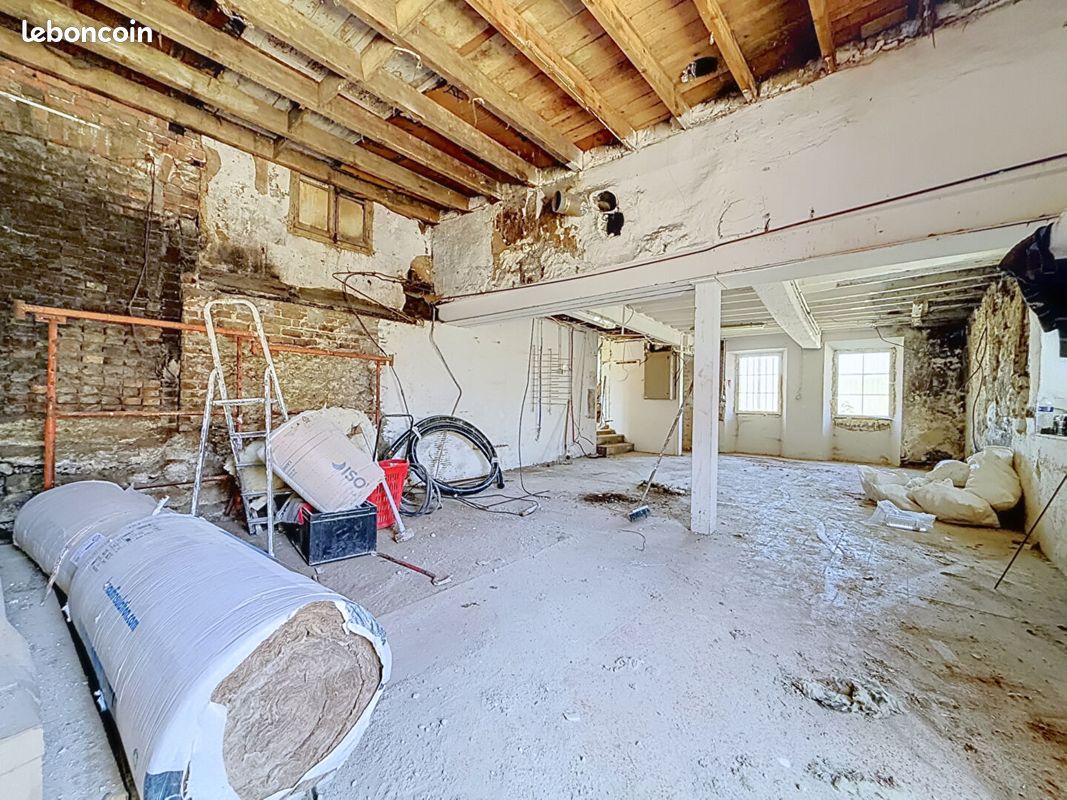 Maison 4 pièces 140 m² · à Berchères-les-Pierres · 140 m² · 89 900 €