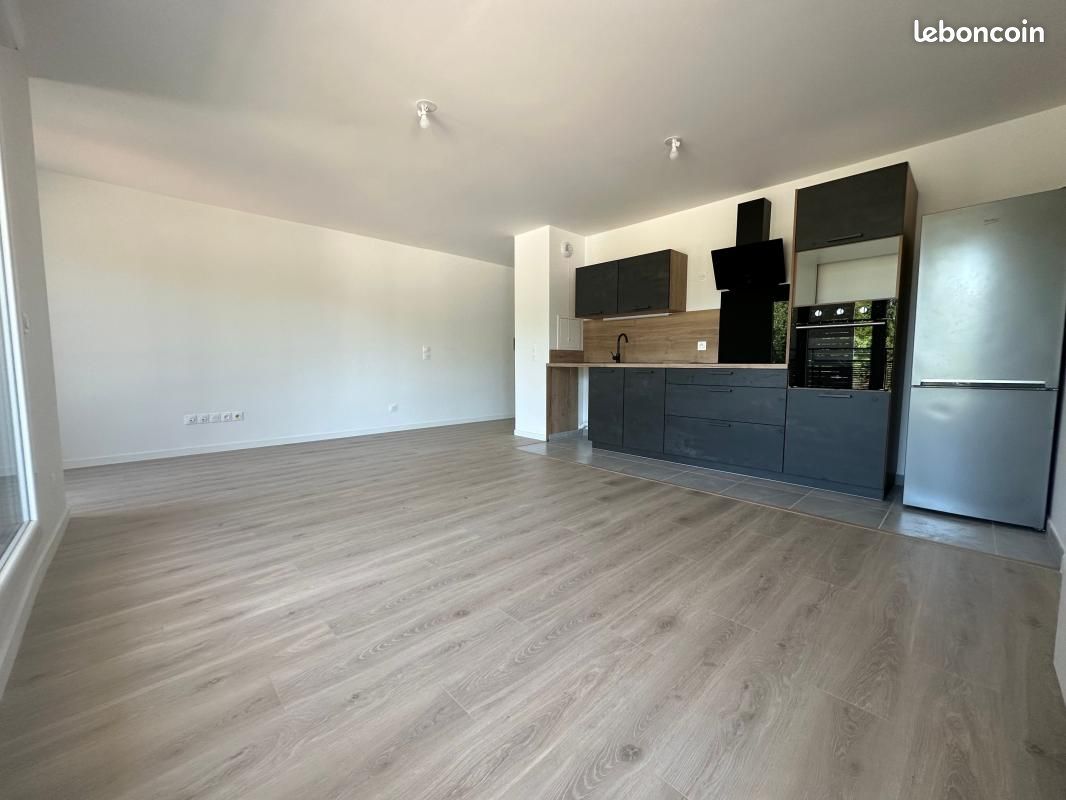 Appartement 2 pièces 69 m² · à Châtenay-Malabry · 69 m² · 1 600 €