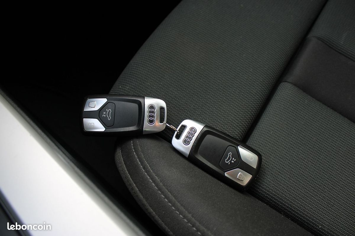 Audi A4 AVANT 35 TDI BUISNESS LINE 163 CV GPS 3D CAMÉRA USB JA 17 FULL LED BOITE AUTO S-TRONIC (image 16)