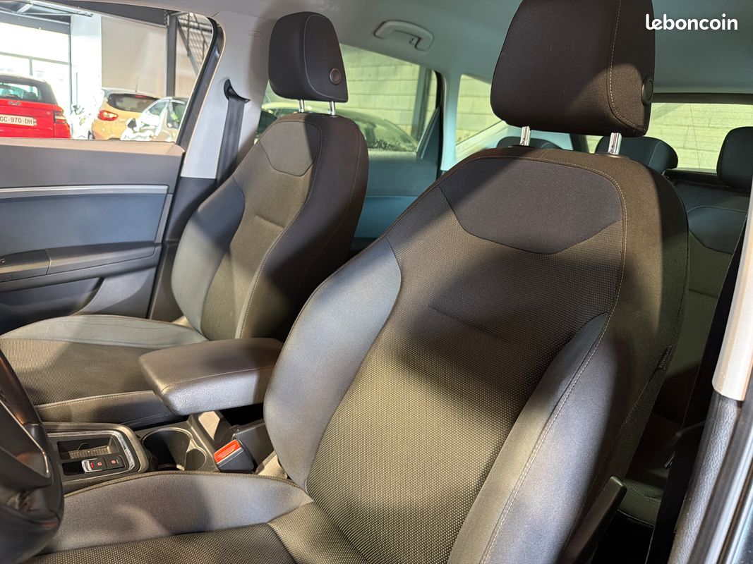 SEAT Ateca 1.6 TDI 115ch Start&Stop Style -Distribution Ok - Suivi complet - Carplay / AndroidAuto - Caméra de recul - Pneus Avants Neufs - CT Vierge - Garantie 6 mois (image 12)