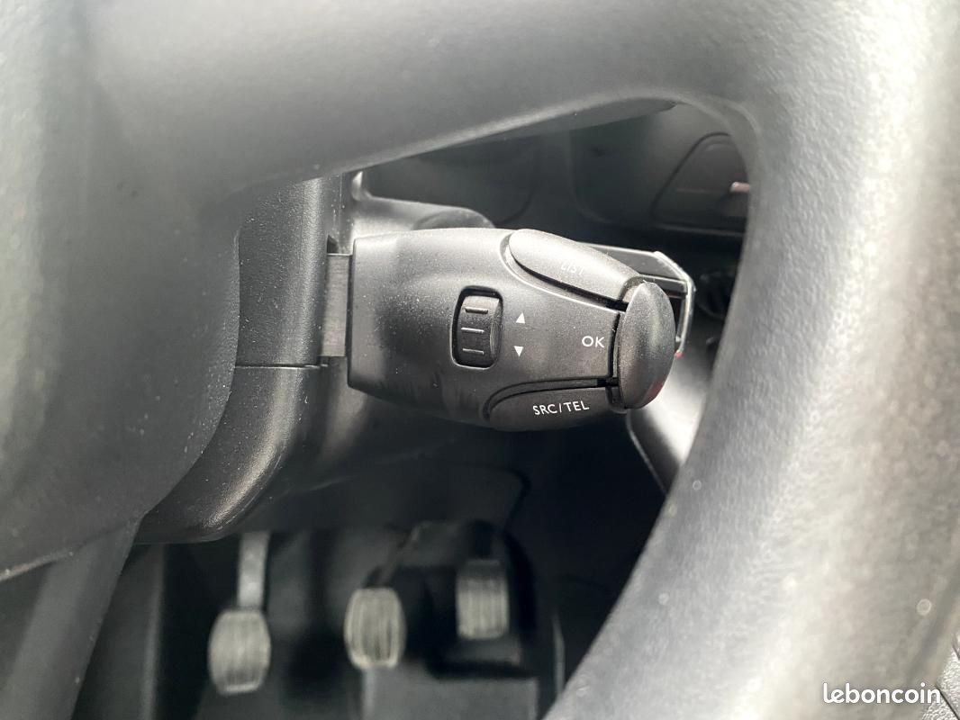 Citroën Berlingo VAN M 1000kg 1.6BlueHDi 100cv S&S Club + GIRAFON (image 14)