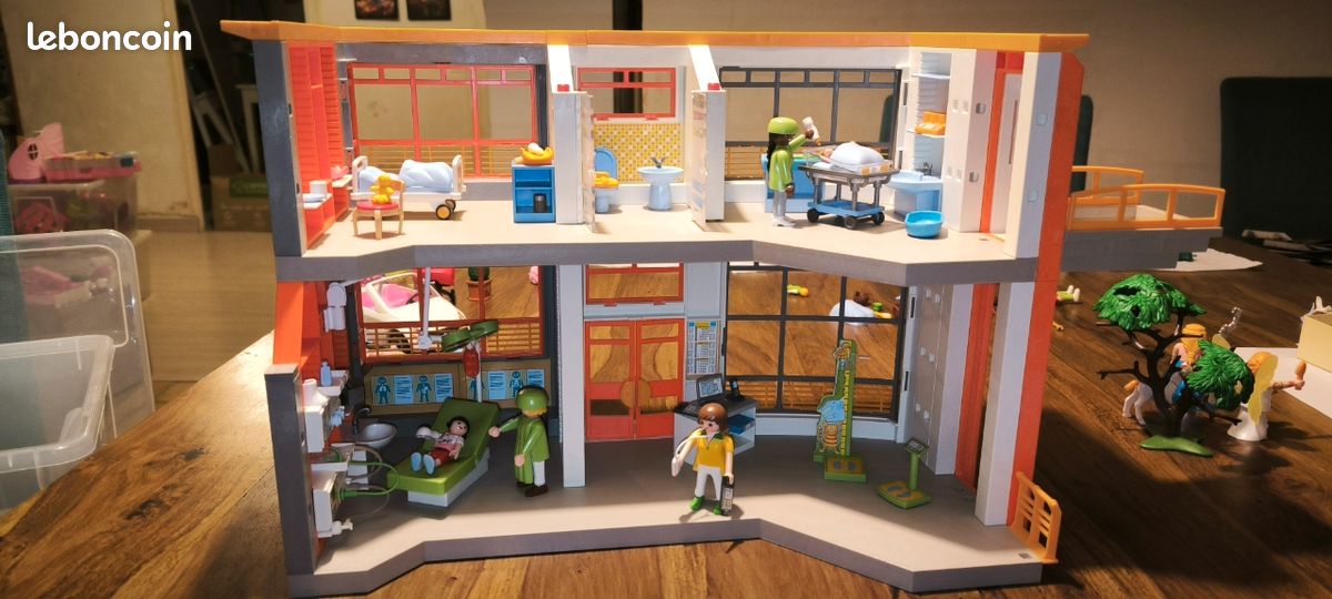 Playmobil 6657 City Life : l'Hôpital Pédiatrique [ Complet