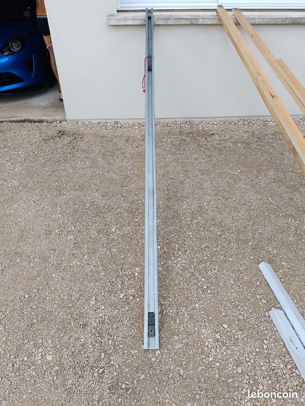 Rail porte de garage (image 1)
