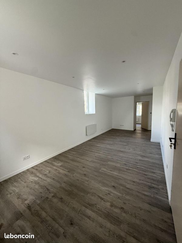 Appartement 1 pièce 56 m² · à Mâcon · 56 m² · 770 €