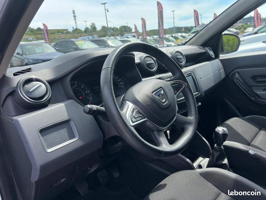 Dacia Duster Blue dCi 115 4x2 Essentiel (image 10)
