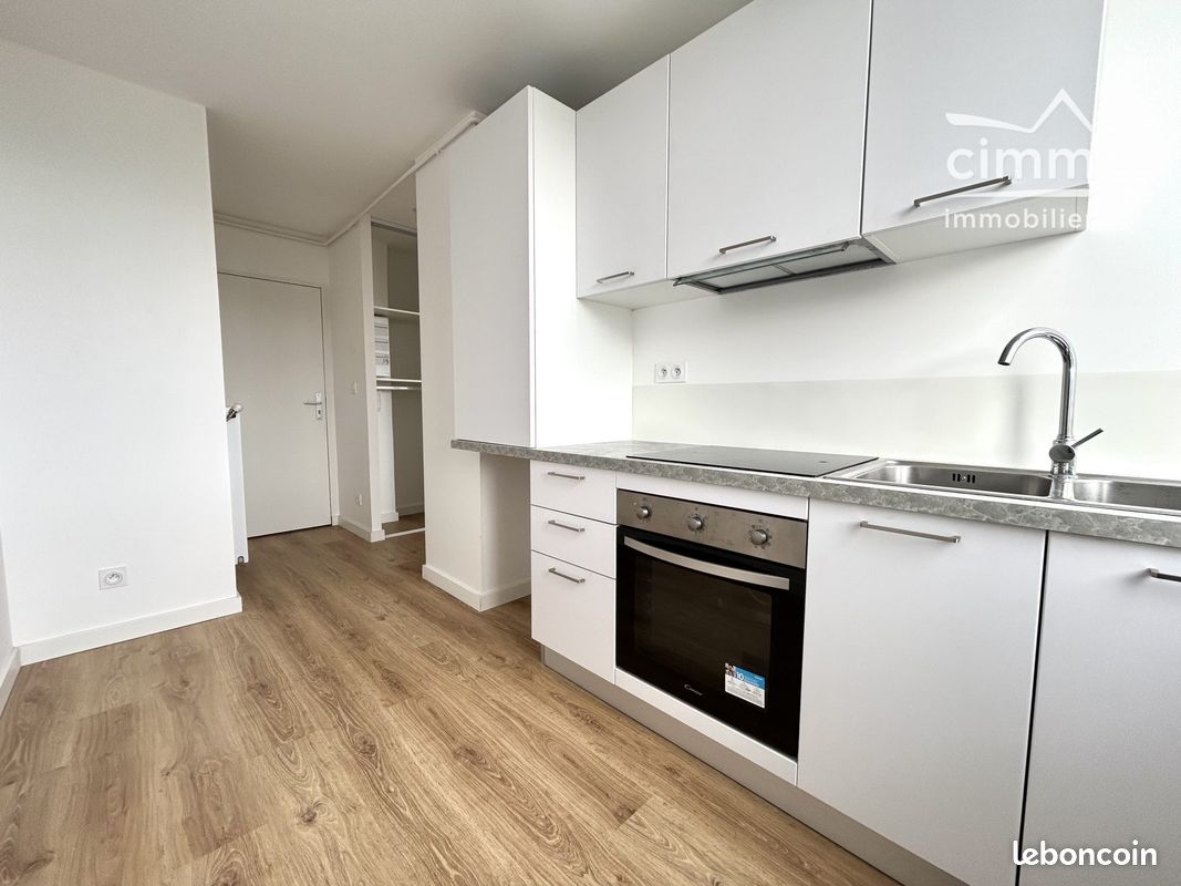 Appartement 1 pièce 25 m² · à Seyssinet-Pariset · 25 m² · 425 €/mois