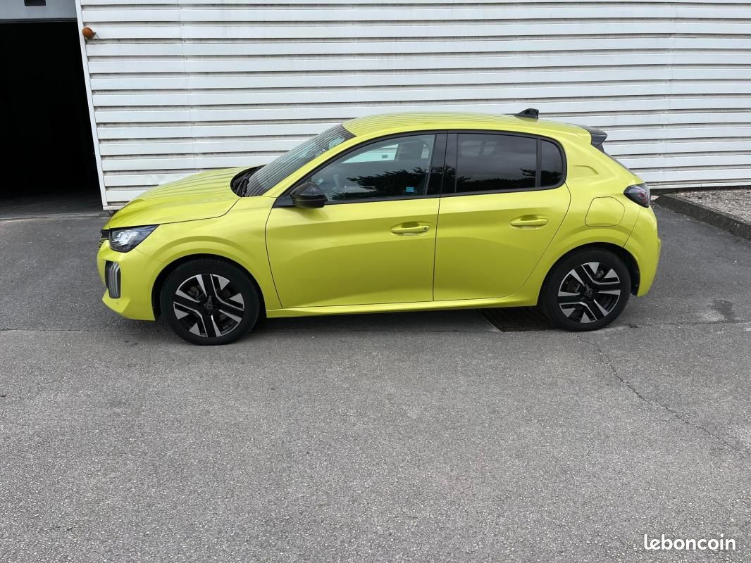 Peugeot 208 1.2 100CH ALLURE BVM6 (image 3)