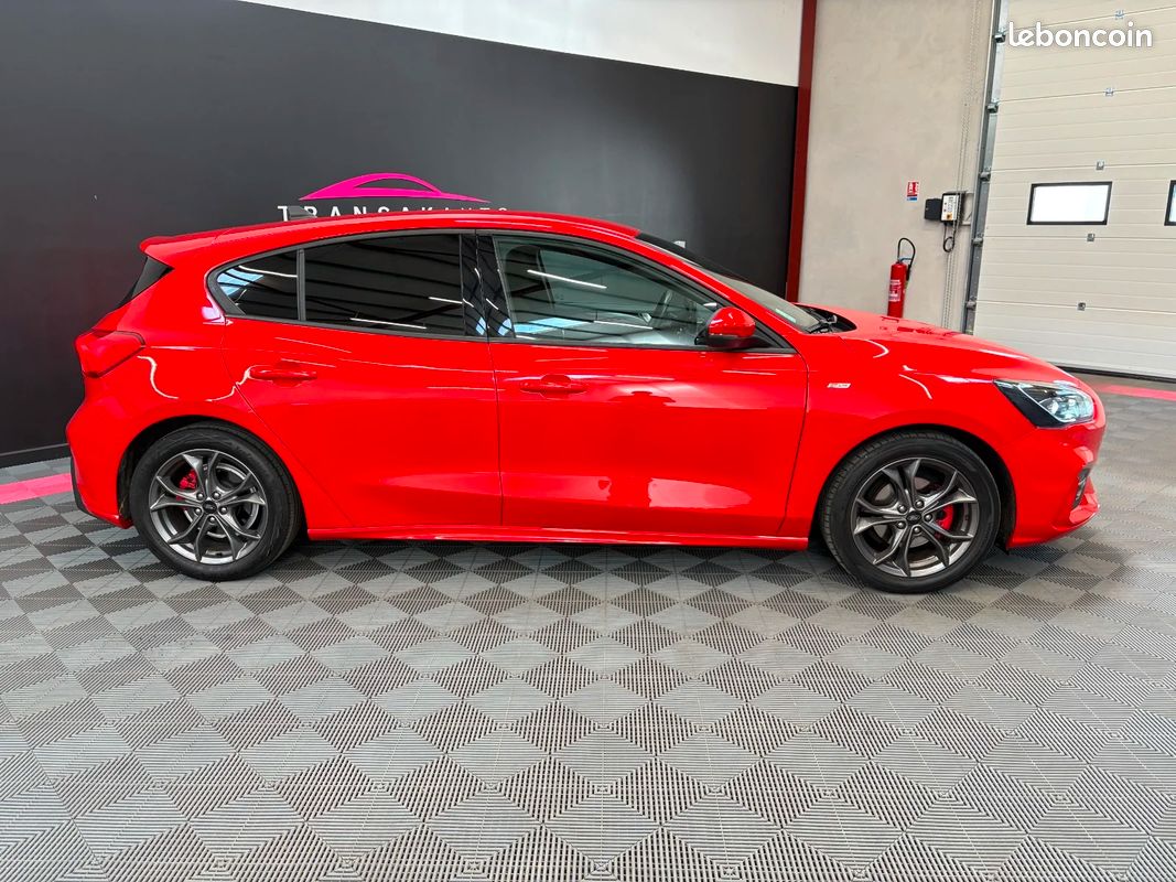 FORD FOCUS ST LINE X EcoBoost 155 ch MHEV - 1ERE MAIN - PARFAIT ÉTAT - VIRTUAL COCKPIT - CARPLAY - ATTELAGE AMOVIBLE (image 8)