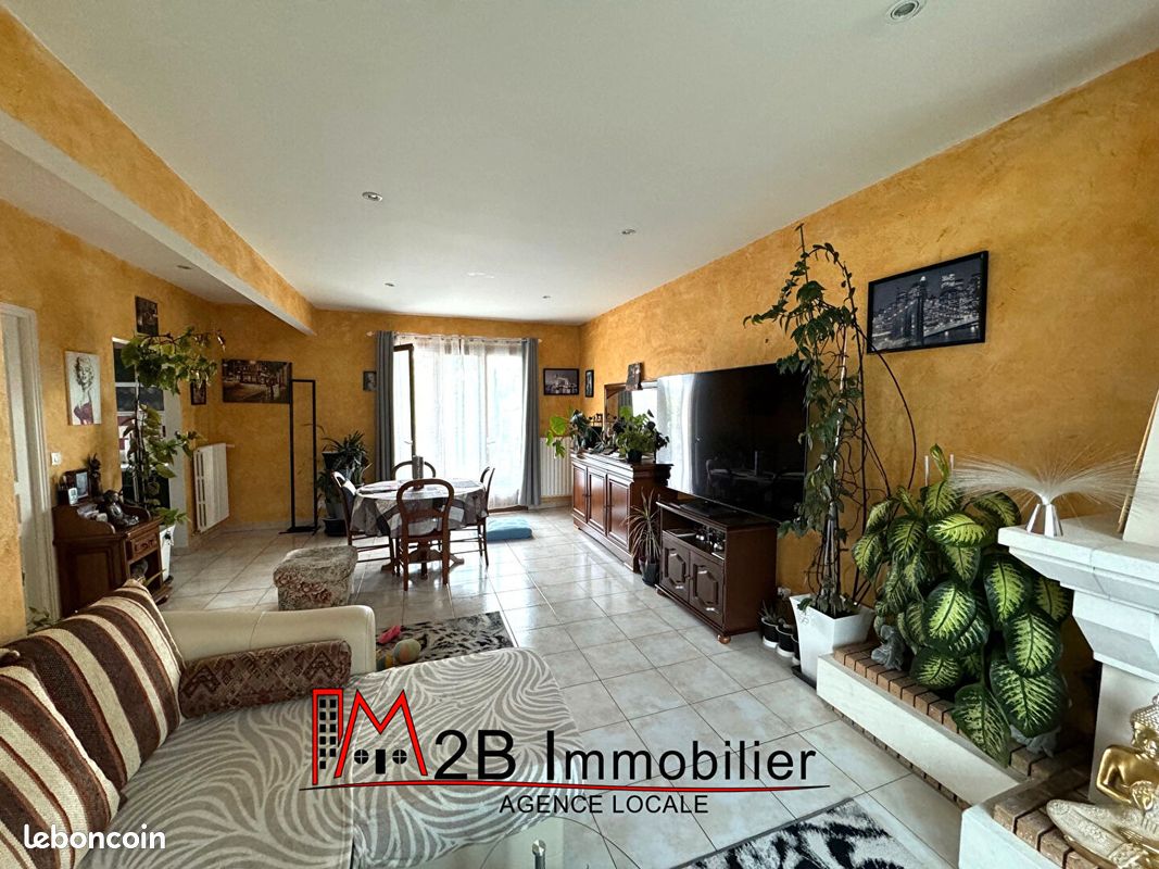 Maison 7 pièces 120 m² · à Dampmart · 120 m² · 369 000 €