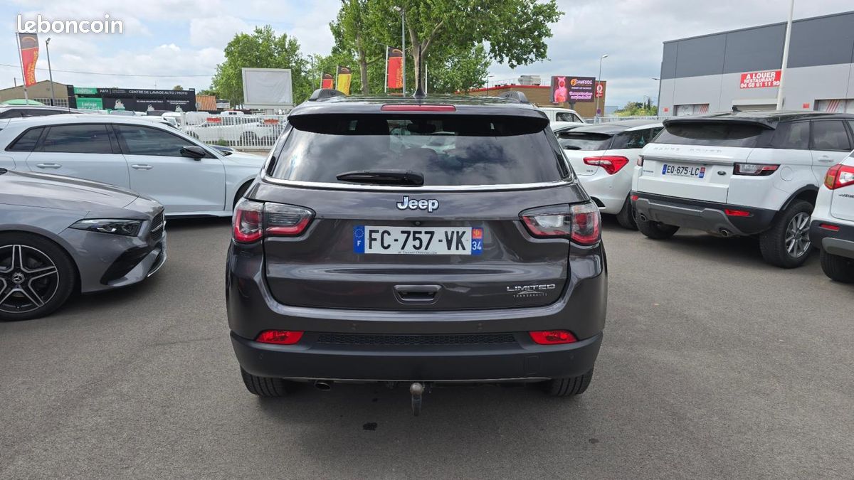 Jeep Compass Limited FWD (image 14)