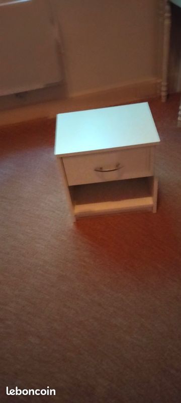 Tables de chevet (image 2)