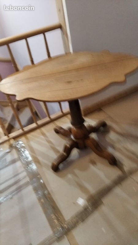 Gueridon très ancien en orme (image 1)
