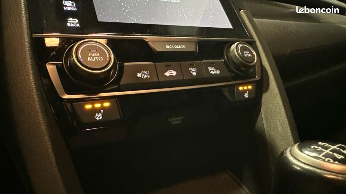 Honda Civic 2018 VTEC 126 Exclusive (image 18)