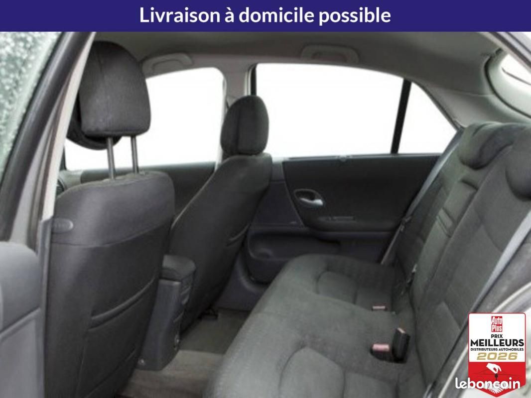 Renault Laguna 2.0 16V - Expression Proactive Automatique (image 8)
