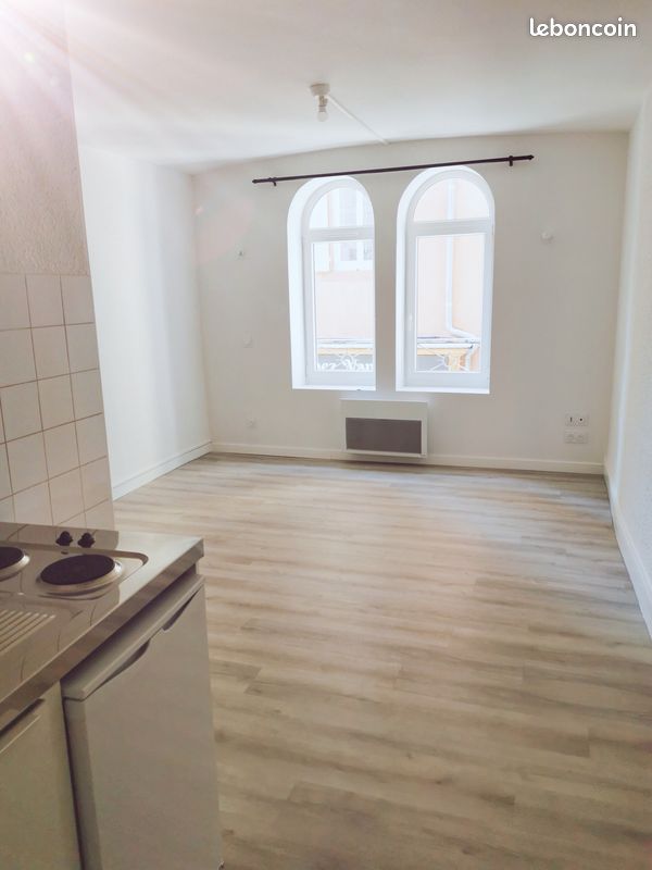 Appartement 1 pièce 18 m² · à Privas · 18 m² · 350 €