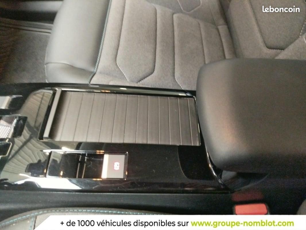 Citroën C4 BlueHDi 130 EAT8 Plus (image 22)