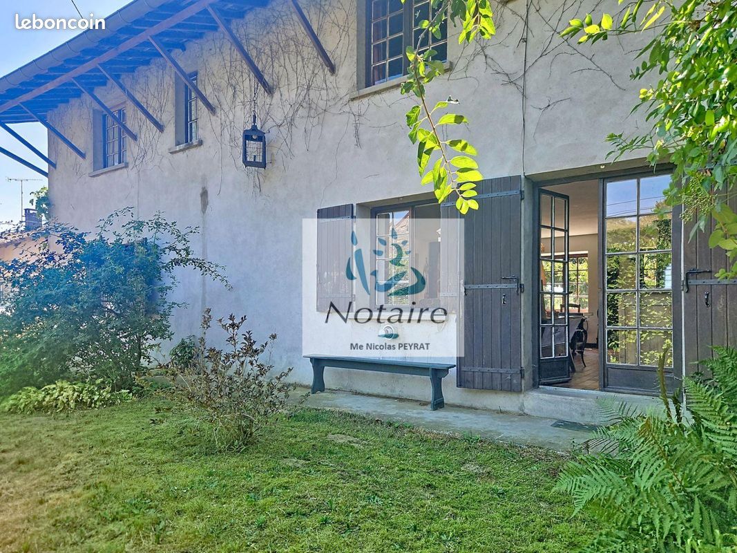 Maison 9 pièces 180 m² · à Ratenelle · 180 m² · 159 000 €
