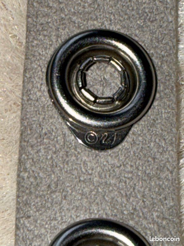 Bracelet Swarovski gris souple (image 5)