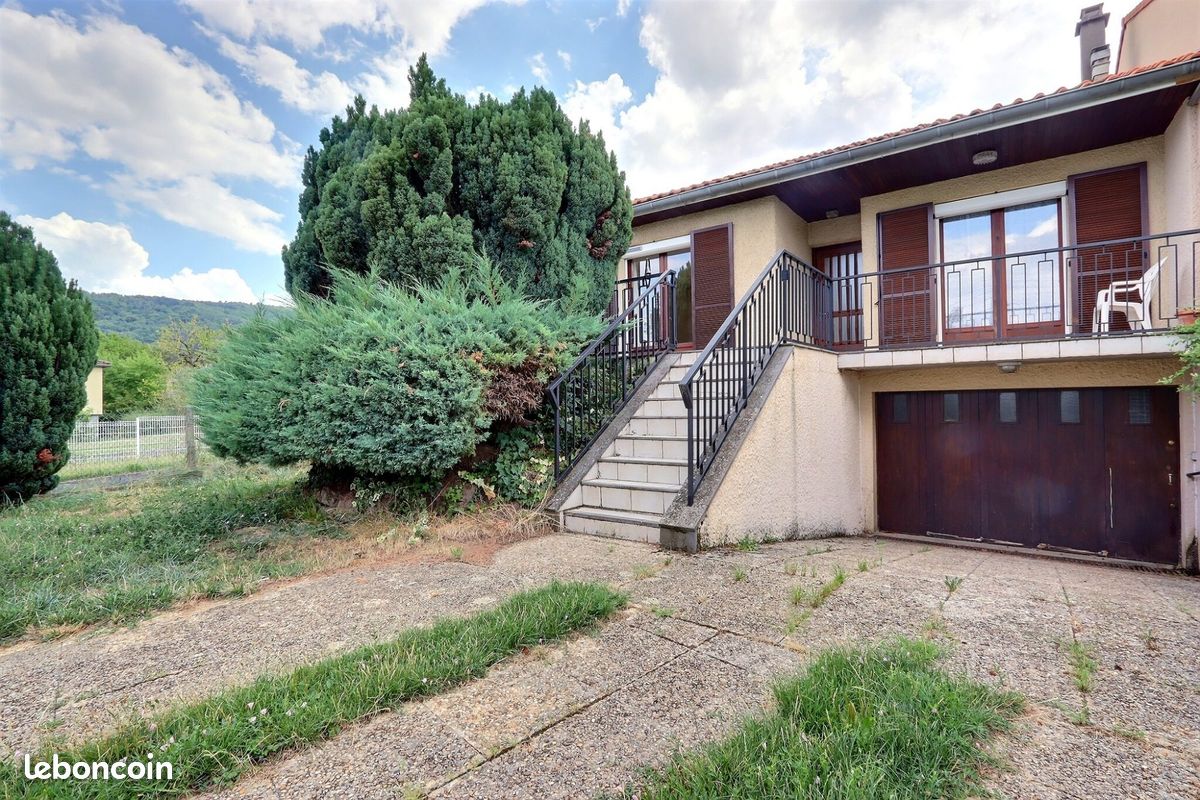 Maison 5 pièces 144 m² · à Romagnat · 144 m² · 290 000 €