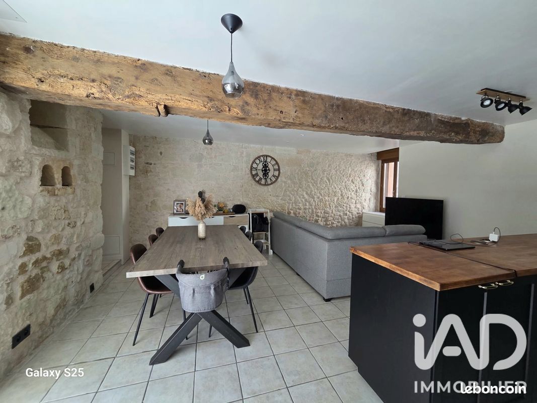 Maison 5 pièces 123 m² · à Thuré · 123 m² · 162 000 €