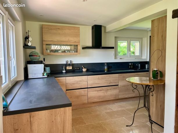 Maison Rénovée – 7 Pièces – 140 m² au sol – Terrain 1500 m²