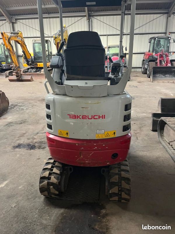 Takeuchi tb217r (image 5)