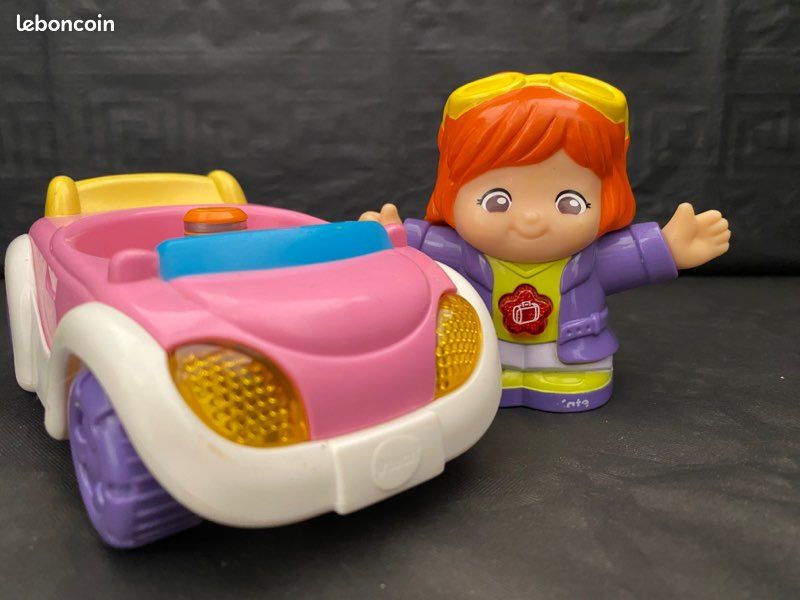 Voiture et princesses vtech (image 1)