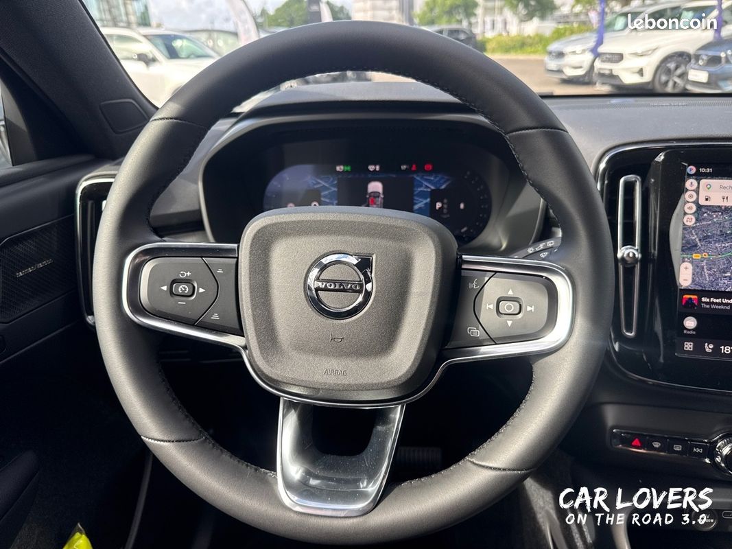 VOLVO XC40 B3 163 ch DCT7 Plus (image 12)