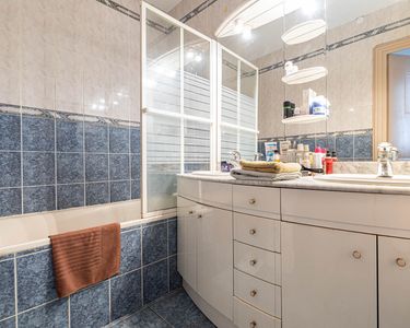 Appartement 275 000 € - 61 m²