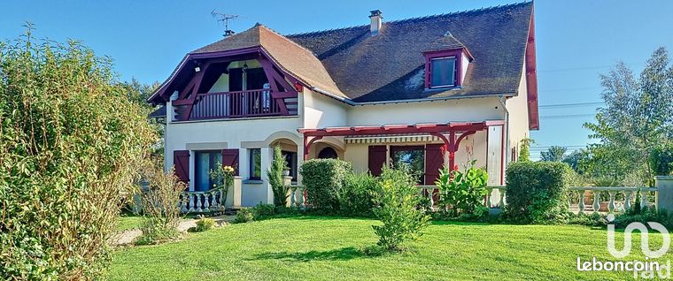 Propriété 10 pièces 278 m²