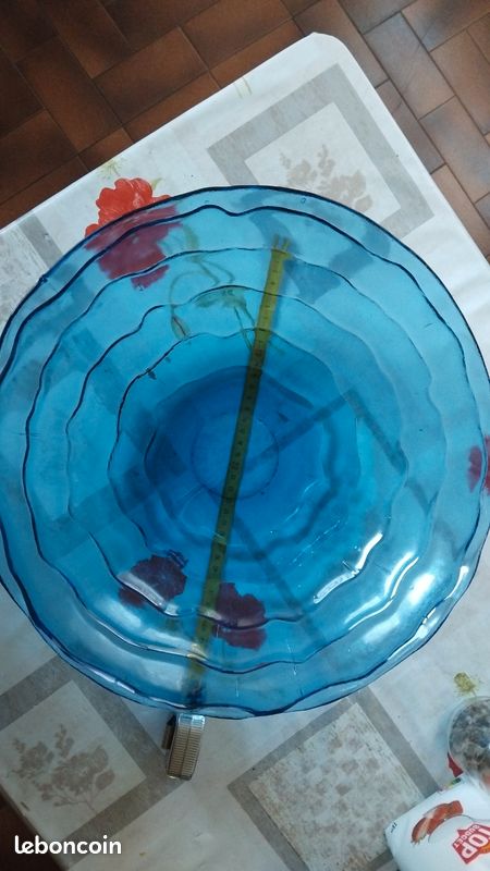 A vendre tres grosse coupe as fruit 38 cm de diametre couleur bleu (image 3)