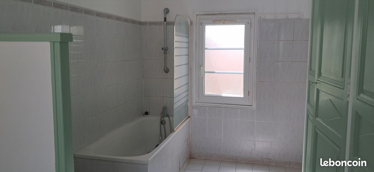 Appartement 4 pièces 114 m² · à Brienon-sur-Armançon · 114 m² · 88 000 €