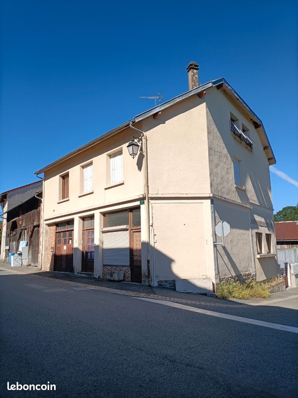 Maison 5 pièces 126 m² · à Vallière · 126 m² · 110 000 €
