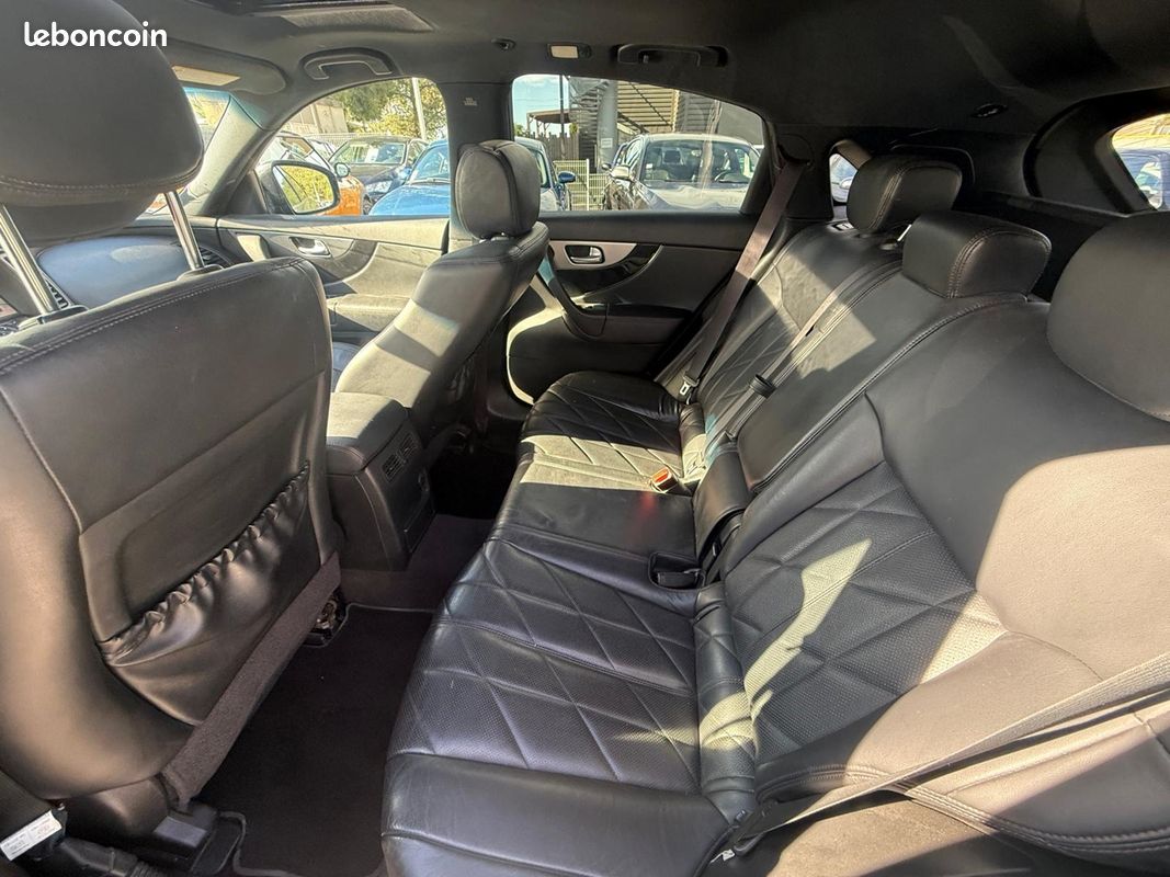 Infiniti FX 30D S PREMIUM BA (image 8)