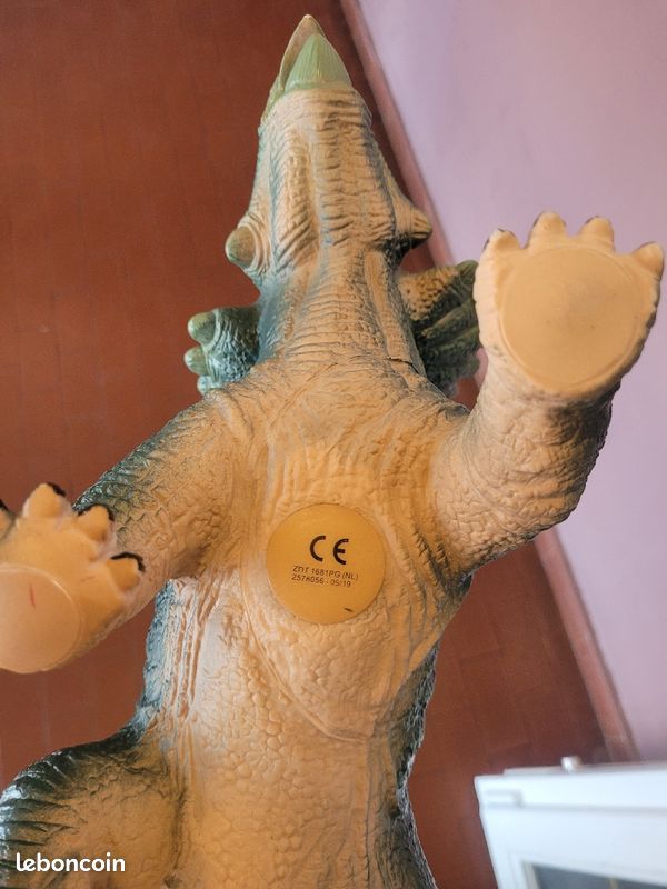 Lot grand Dinosaure (image 5)
