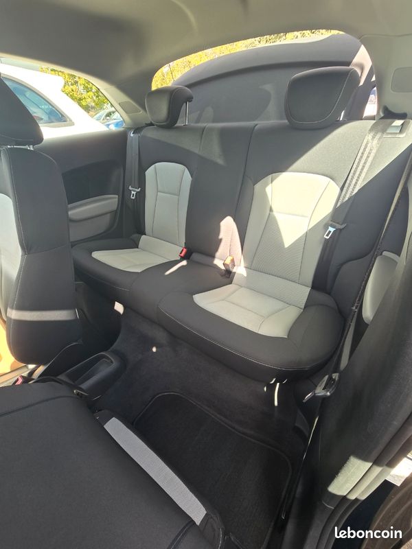 Audi A1 1.2 TFSI 86 ambition (image 10)