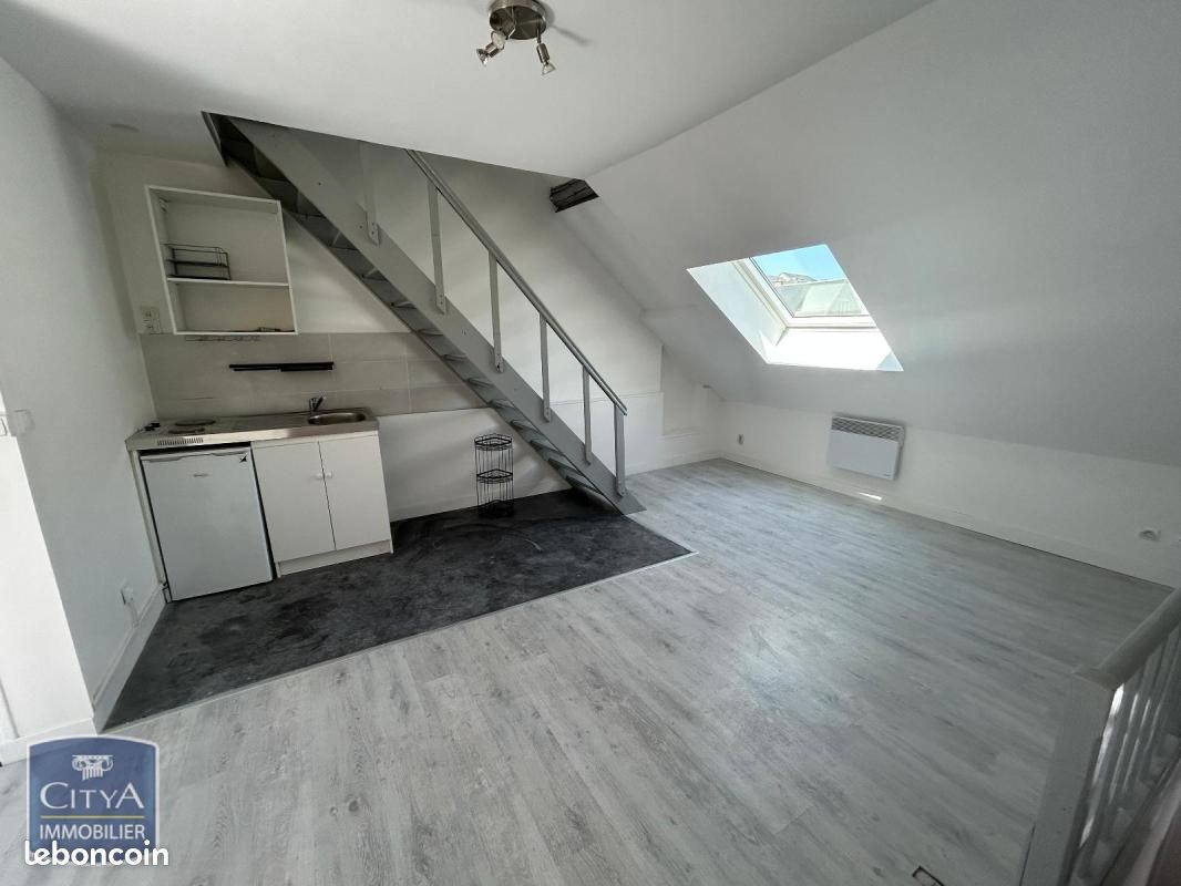 Appartement 1 pièce 45 m² · à Saint-Quentin · 45 m² · 500 €