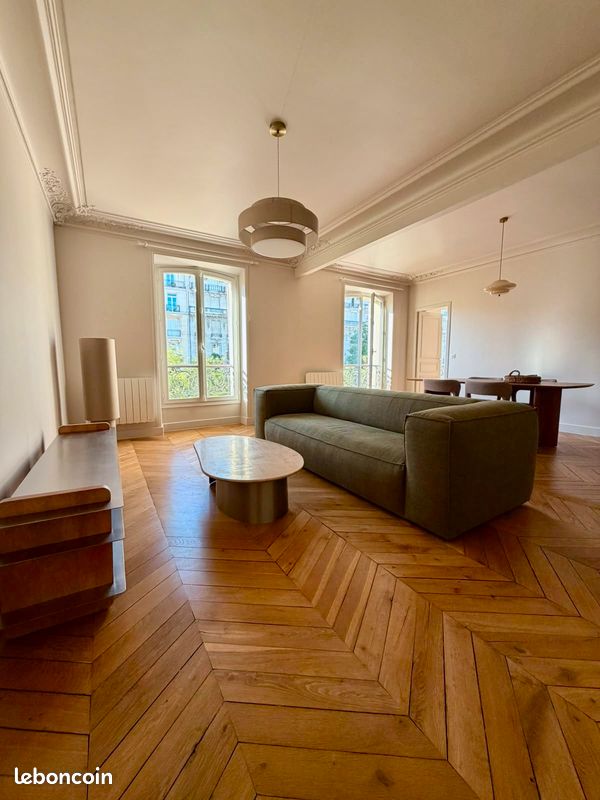 Appartement 3 pièces 74 m² · à Paris · 74 m² · 3 100 €