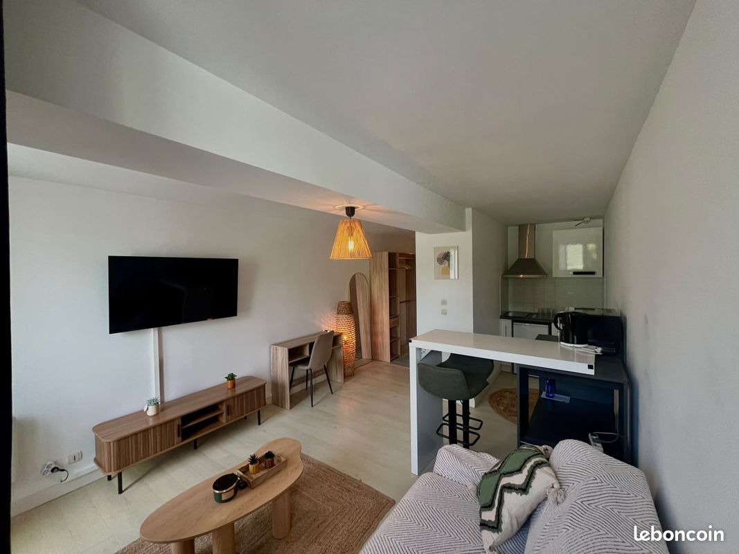 Appartement 1 pièce 28 m² · à Poitiers · 28 m² · 590 €/mois