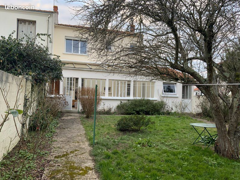 Maison 5 pièces 92 m² · à La Rochelle · 92 m² · 1 669 €